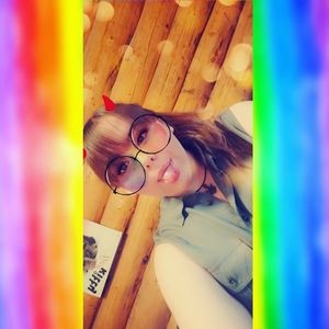 Meet your Posher, Emma